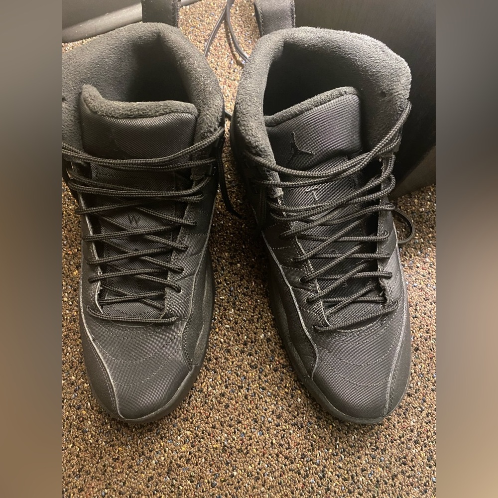 Jordan Black Winter